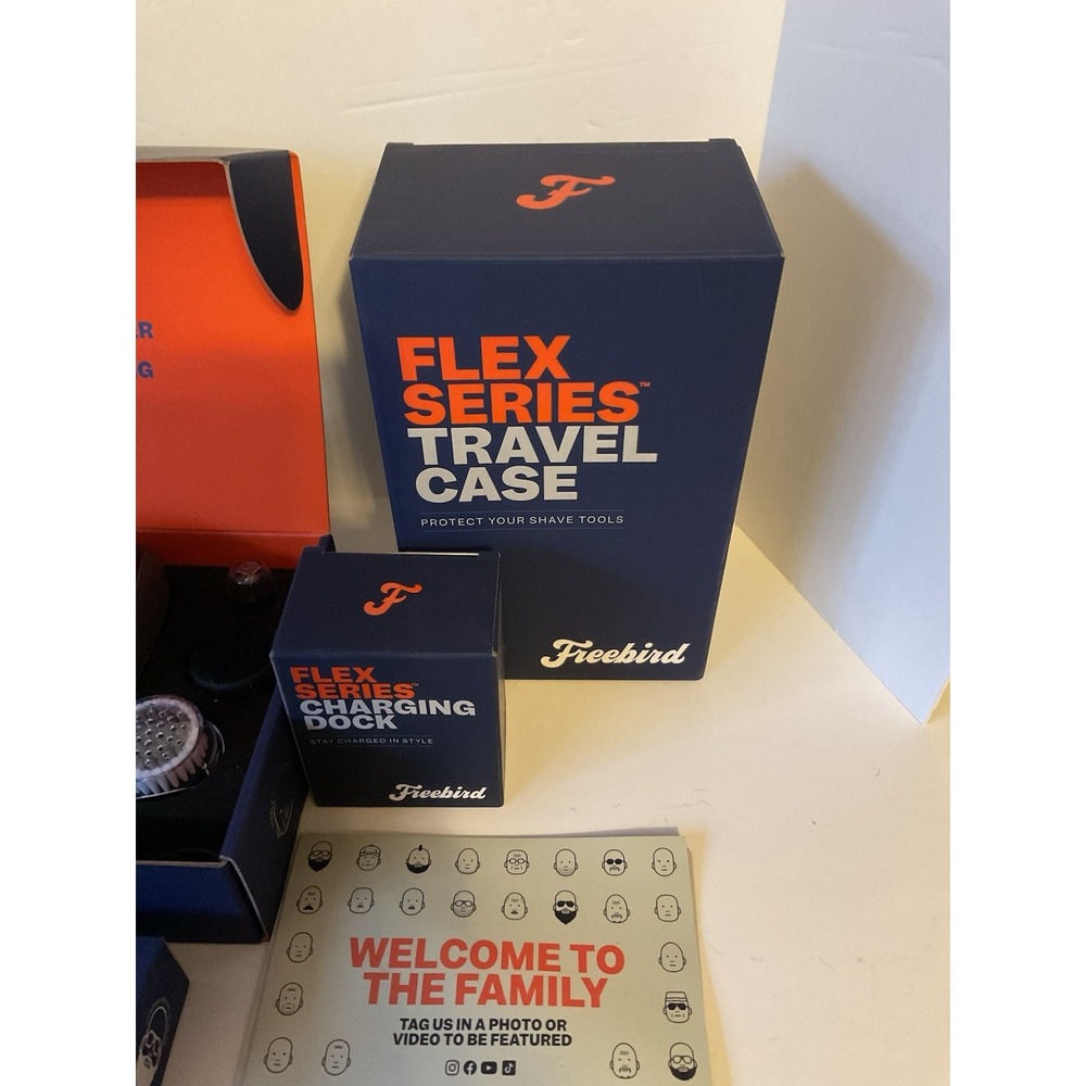 Freebird Flex Series‎ Shaving Kit Electric Shaver Wet Dry Travel Case Dock New